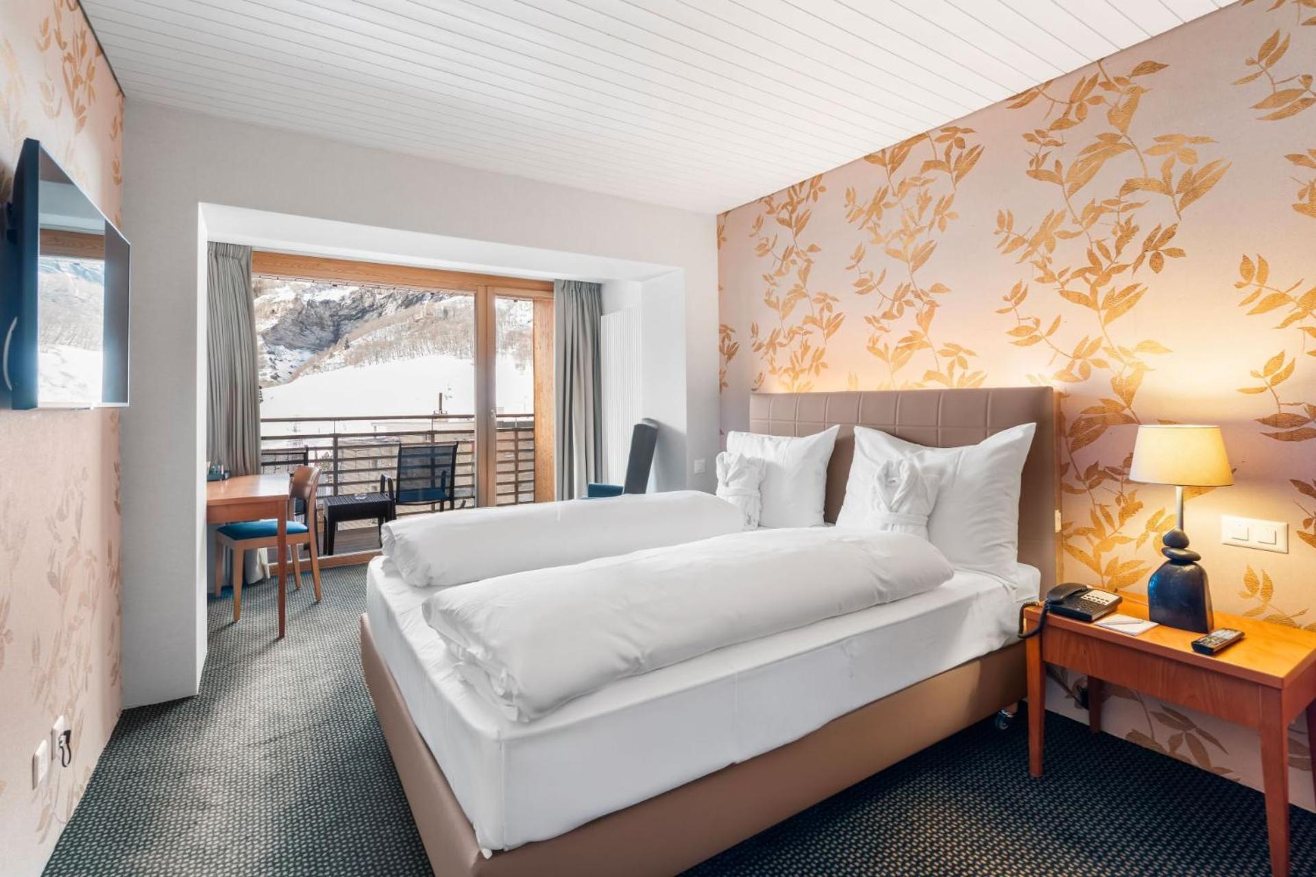 Le Bristol Leukerbad Exterior photo